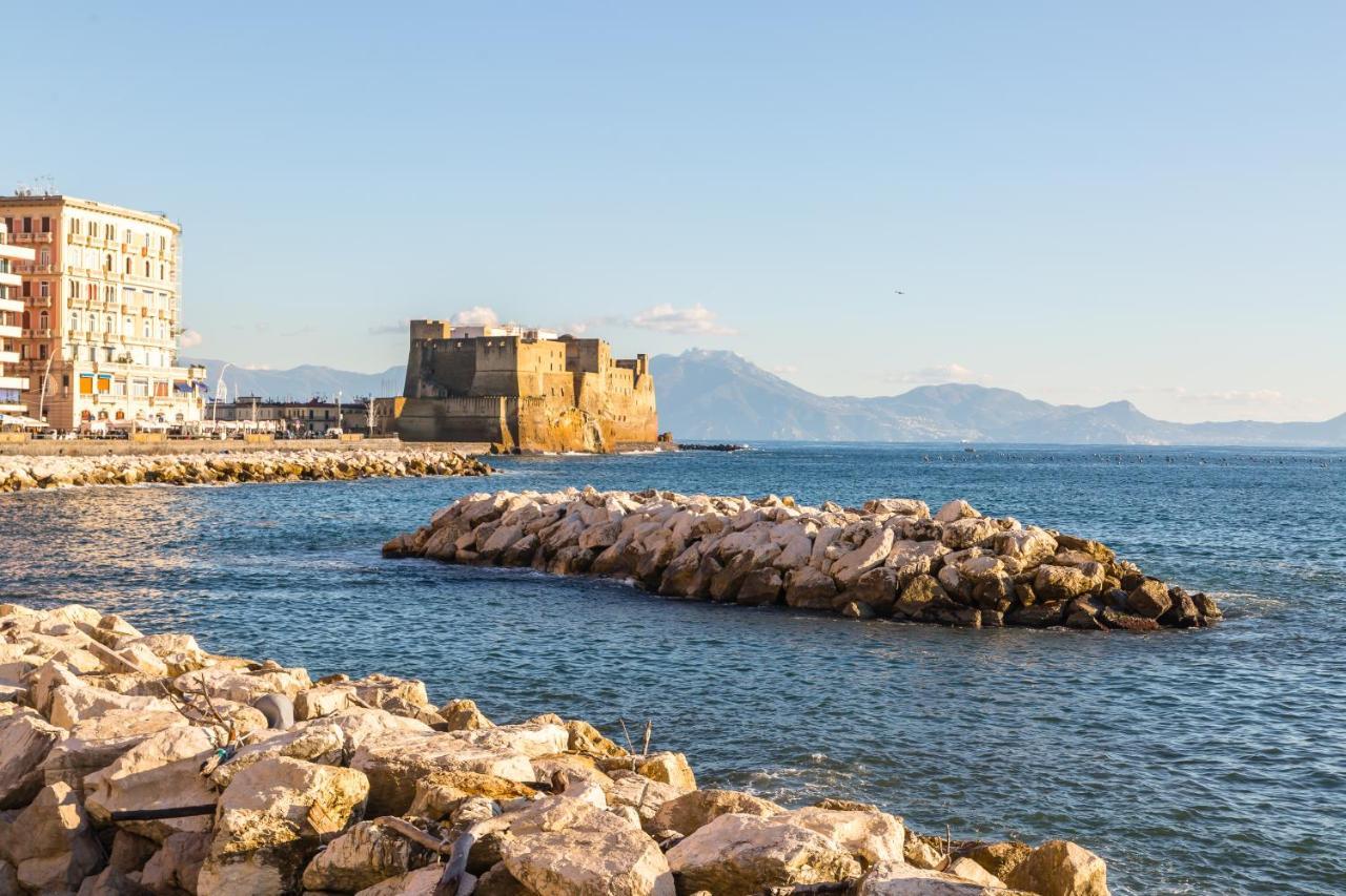 Parthenope'S Eye On The Seafront By Napoliapartments Dış mekan fotoğraf